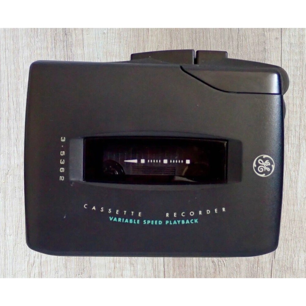 GE Variable Speed Playback Cassette Voice Recorder Model # 3-5362 Built-In Mic - Picture 4 of 8